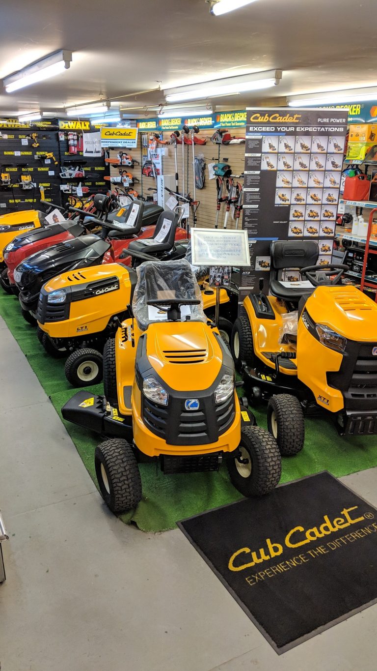 Cubcadet Showroom 2 768x1365